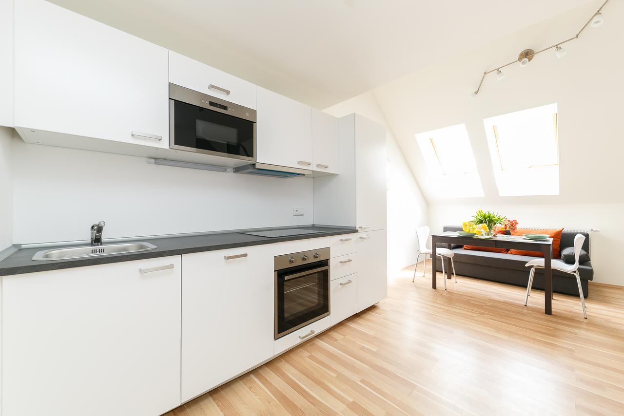 On The Top Apartments براغ المظهر الخارجي الصورة