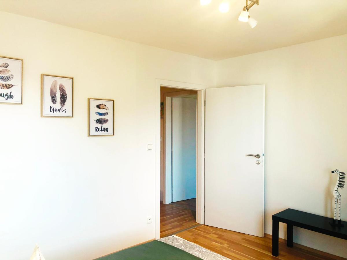 On The Top Apartments براغ المظهر الخارجي الصورة